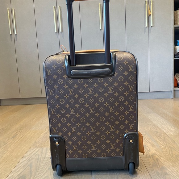 Preloved Louis Vuitton Suitcase and Keepall Bandouliere 50 - Picture 3 of 16